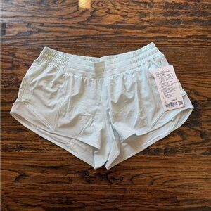 NWT! Lululemon Shorts 2.5”